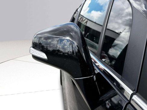 Used 2019 Buick Encore Essence w/ Experience Buick Package image 9