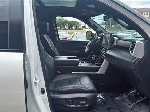 Used 2024 Toyota Sequoia Platinum AWD/4WD image 14