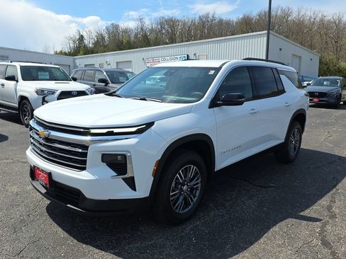 New 2026 Chevrolet Traverse LT AWD/4WD image 4