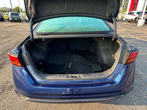 Used 2020 Nissan Altima 2.5 S FWD image 12