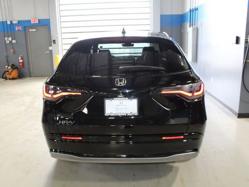 Certified 2025 Honda HR-V EX-L image 42