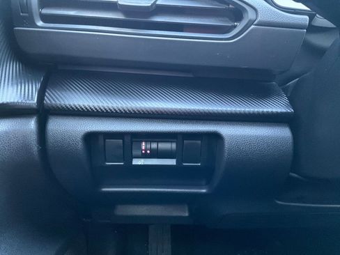 Certified 2025 Subaru Crosstrek 2.0i Premium image 30