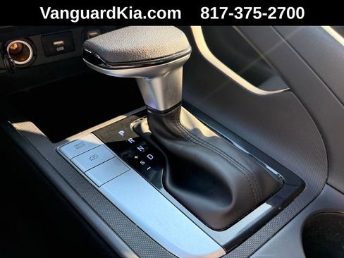 Used 2022 Hyundai Elantra SEL image 22