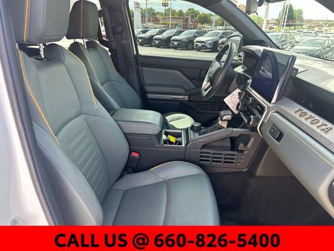 Certified 2025 Toyota 4Runner Trailhunter AWD/4WD image 7
