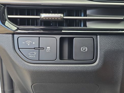 New 2026 Kia Sportage EX FWD image 29