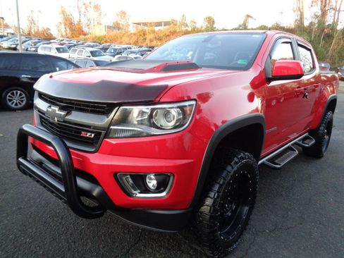 Used 2017 Chevrolet Colorado Z71 image 1