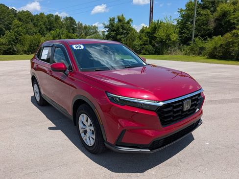 Used 2025 Honda CR-V LX image 2