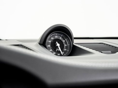 Used 2025 Porsche 911 Carrera 4 GTS image 19