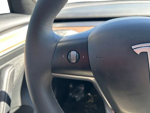Used 2023 Tesla Model 3 Performance image 19