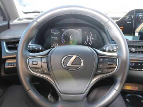 Certified 2025 Lexus UX 300h FWD image 16