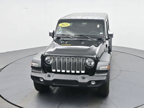 Used 2023 Jeep Wrangler Unlimited Sport AWD/4WD image 20