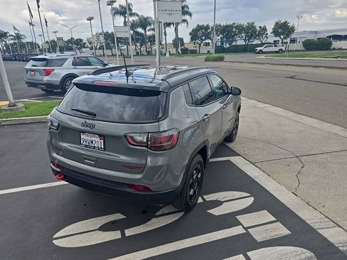 Used 2023 Jeep Compass Trailhawk w/ Trailhawk Elite Group image 11