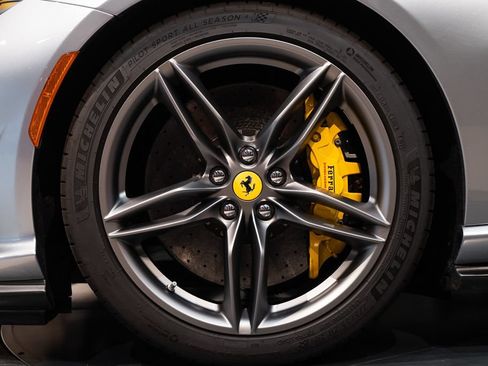 Certified 2023 Ferrari 812 GTS RWD image 14