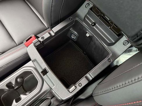 New 2025 Jeep Wrangler Rubicon w/ Convenience Group image 30