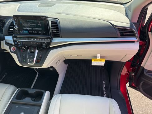 New 2026 Honda Odyssey EX-L image 12