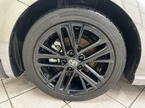 Used 2025 Toyota Camry SE image 16