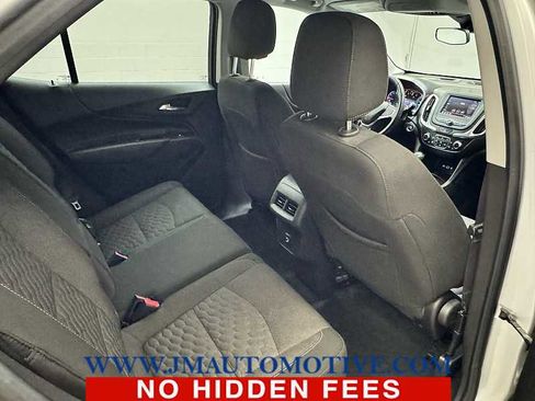Used 2020 Chevrolet Equinox LT image 18
