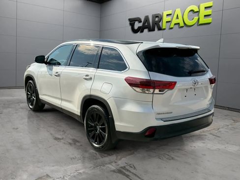 Used 2019 Toyota Highlander SE AWD/4WD image 8