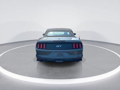 Used 2017 Ford Mustang GT Premium RWD image 8