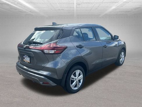 Used 2025 Nissan Kicks Play S FWD image 5