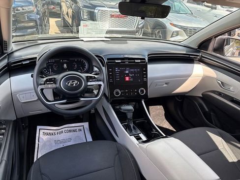 Used 2024 Hyundai Tucson SE AWD/4WD image 11