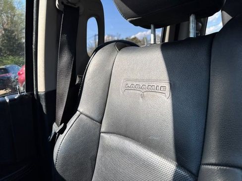 Used 2017 RAM 1500 Laramie RWD image 25