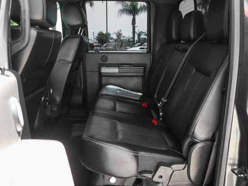 Used 2015 Ford F250 Lariat w/ Lariat Ultimate Package AWD/4WD image 42