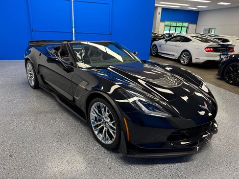 Used 2017 Chevrolet Corvette Z06 RWD image 4