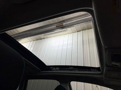 Used 2017 Subaru Forester 2.5i Premium w/ All-Weather Package AWD/4WD image 26