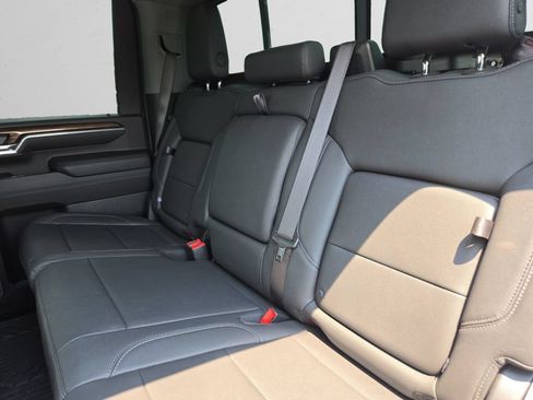 Used 2024 Chevrolet Silverado 2500 LT w/ All Star Edition AWD/4WD image 15