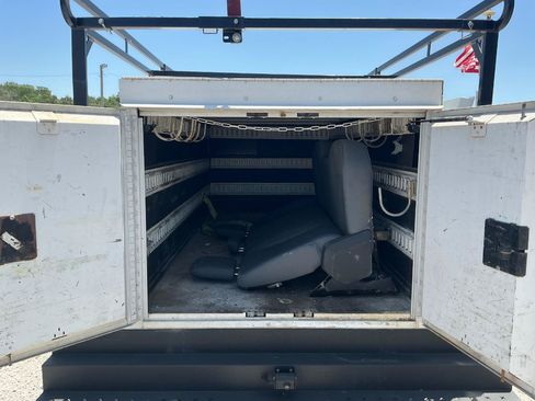 Used 2021 Ford F350 XL w/ Power Equipment Group RWD image 9