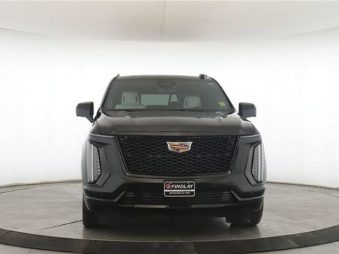 Used 2025 Cadillac Escalade ESV Sport Platinum image 12