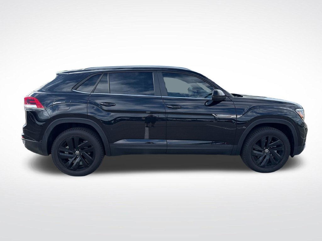 Used 2022 Volkswagen Atlas Cross Sport SE FWD image 6