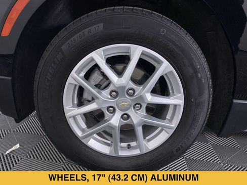 Certified 2023 Chevrolet Equinox LT FWD image 14