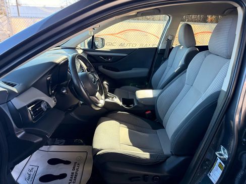 Used 2022 Subaru Outback Premium image 15