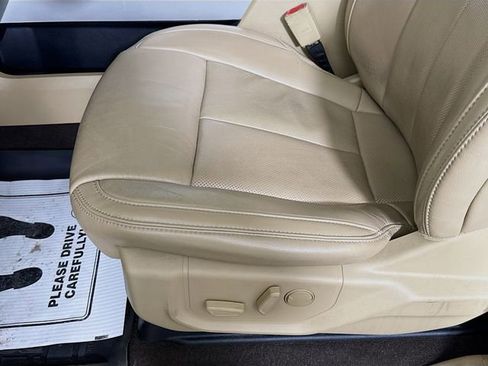 Used 2019 Ford F150 Lariat w/ Equipment Group 502A Luxury image 19