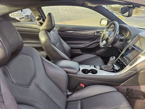 Used 2021 INFINITI Q60 3.0t Luxe w/ Essential Package image 11
