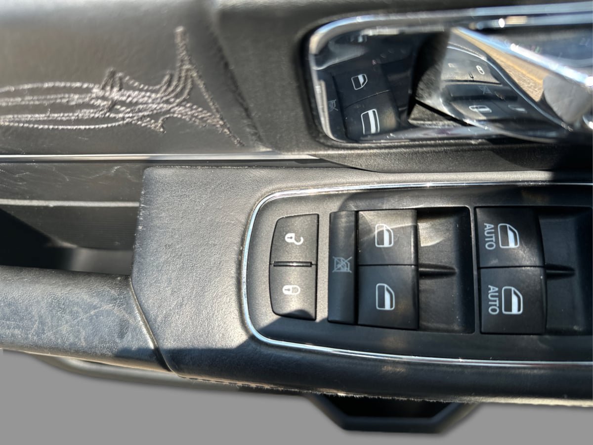 Used 2016 RAM 1500 Limited AWD/4WD image 30