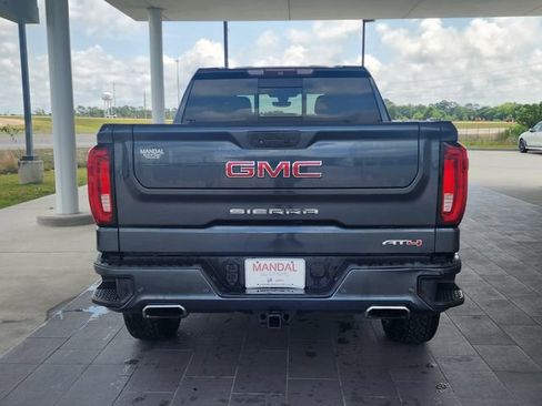 Used 2019 GMC Sierra 1500 AT4 w/ Technology Package AWD/4WD image 9