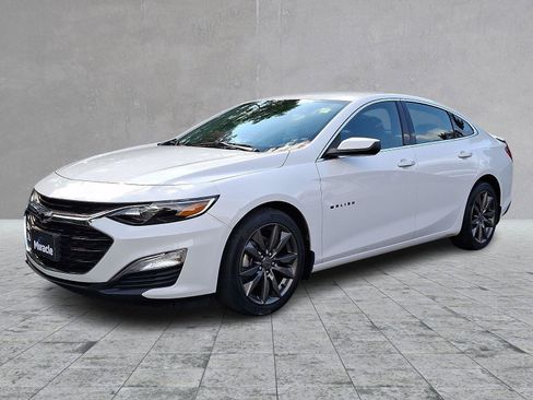 Used 2020 Chevrolet Malibu RS FWD image 3