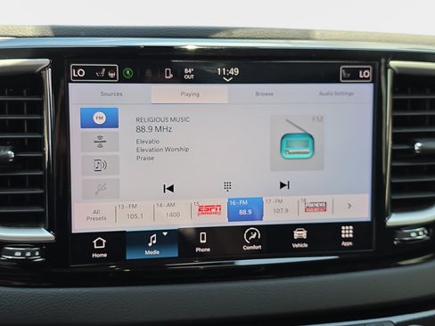 Certified 2024 Chrysler Pacifica Touring-L FWD image 19