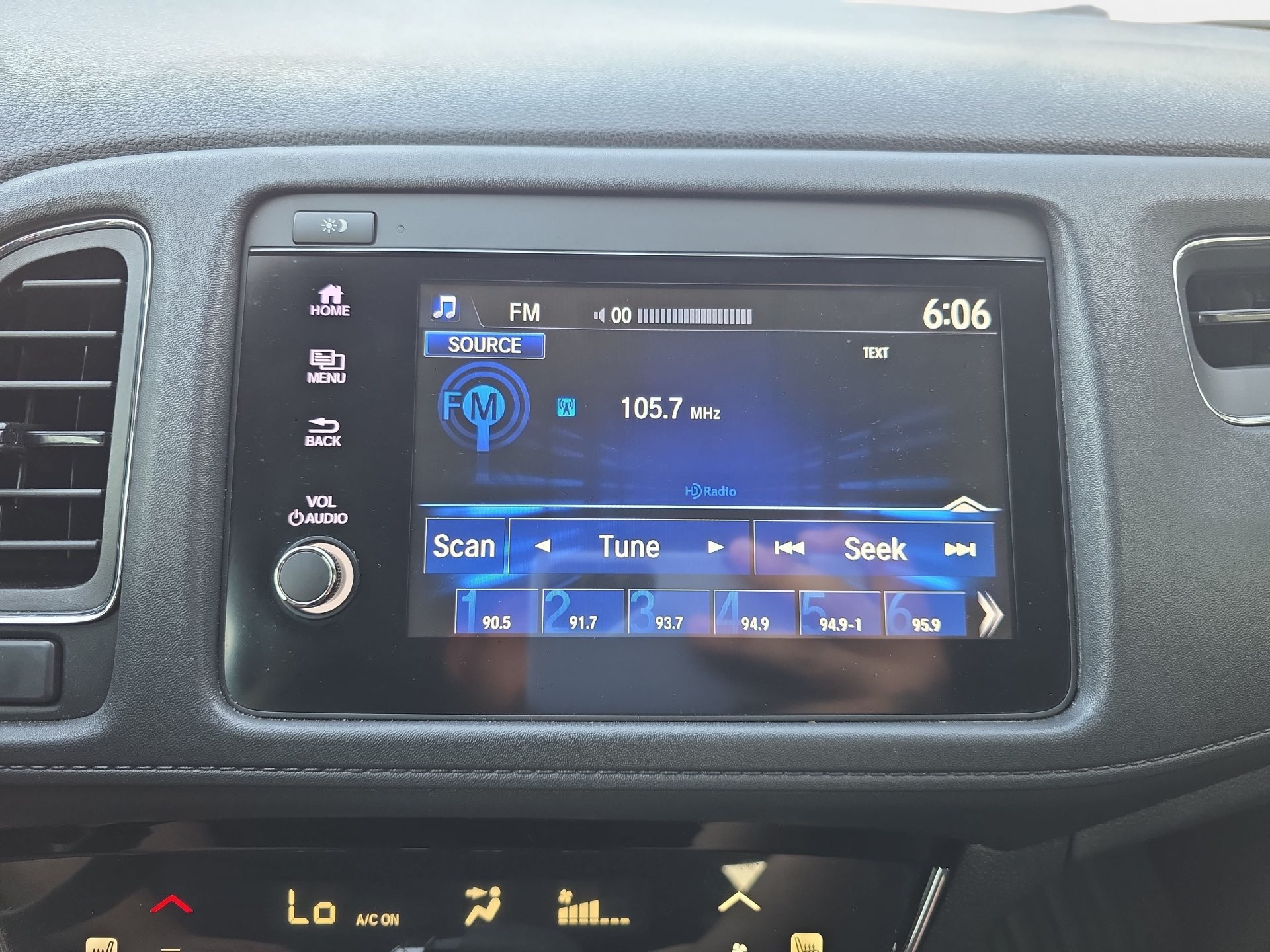 Used 2022 Honda HR-V EX image 21