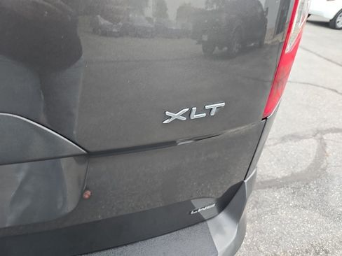 Used 2019 Ford Transit Connect XLT FWD image 9