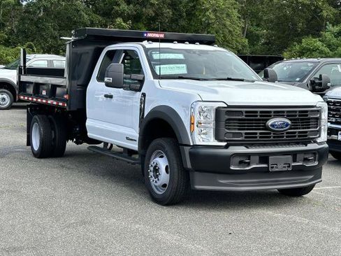 New 2025 Ford F550 4x4 SuperCab Super Duty image 6