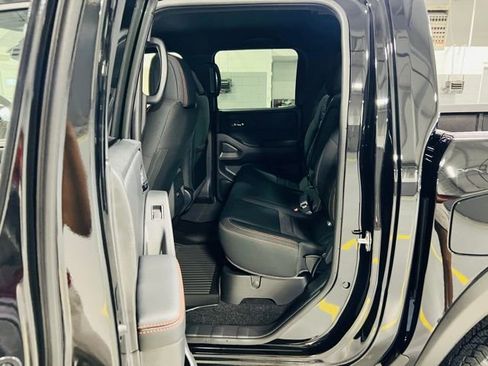New 2025 Nissan Frontier PRO-4X w/ Interior Protection Package image 24