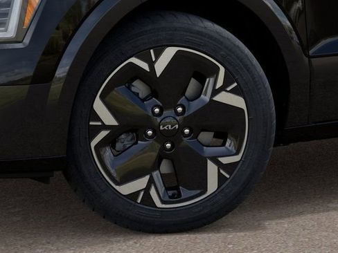 New 2025 Kia Niro Wind FWD image 9