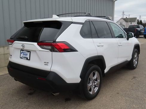 Used 2023 Toyota RAV4 XLE w/ Convenience Package image 3