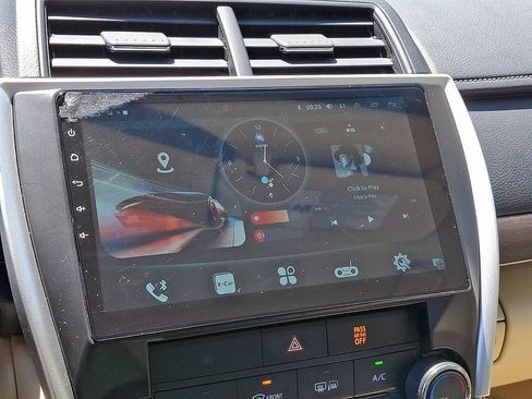 Used 2015 Toyota Camry LE FWD image 17