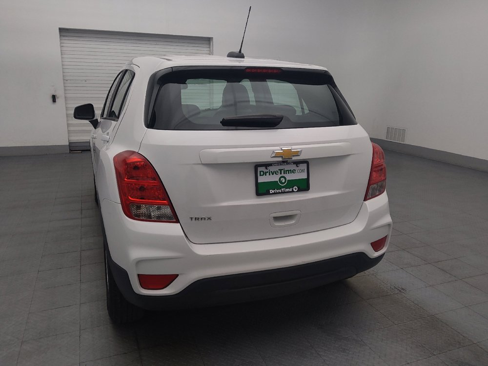 Used 2020 Chevrolet Trax LS FWD image 6