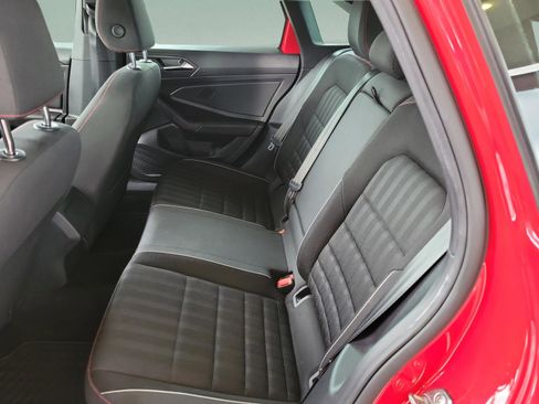 Used 2019 Volkswagen Jetta GLI image 10